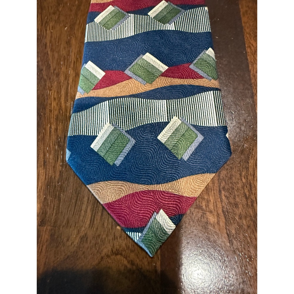 Croft & Barrow Mens Silk Necktie Navy Blue Burgundy Geometric Abstract Woven Tie